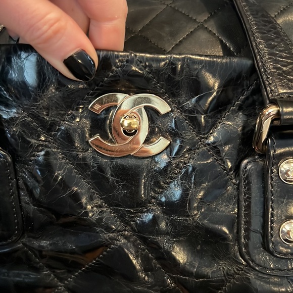 Authentic Chanel Portobello tote- great condition! - Picture 4 of 11